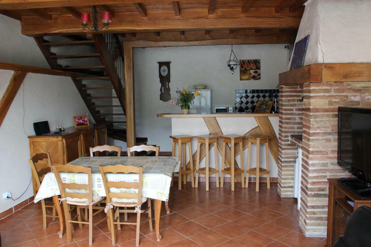 Gite Bois Et Senteurs Lafrancaise Luaran gambar