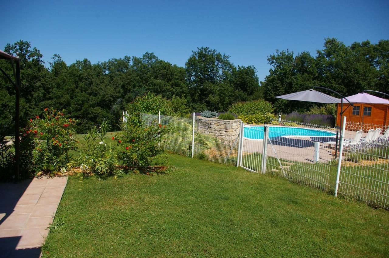 Gite Bois Et Senteurs Lafrancaise Luaran gambar